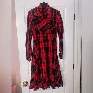 Beautiful black and red plaid silk dress perfect for the holidays ￼